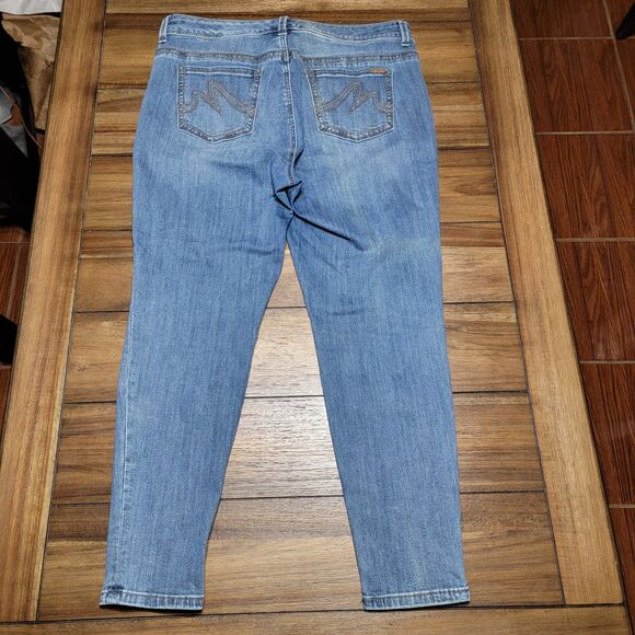 Melissa McCarthy Seven7 Women's Straight Leg Jeans - Light Blue - Picture 3 of 8